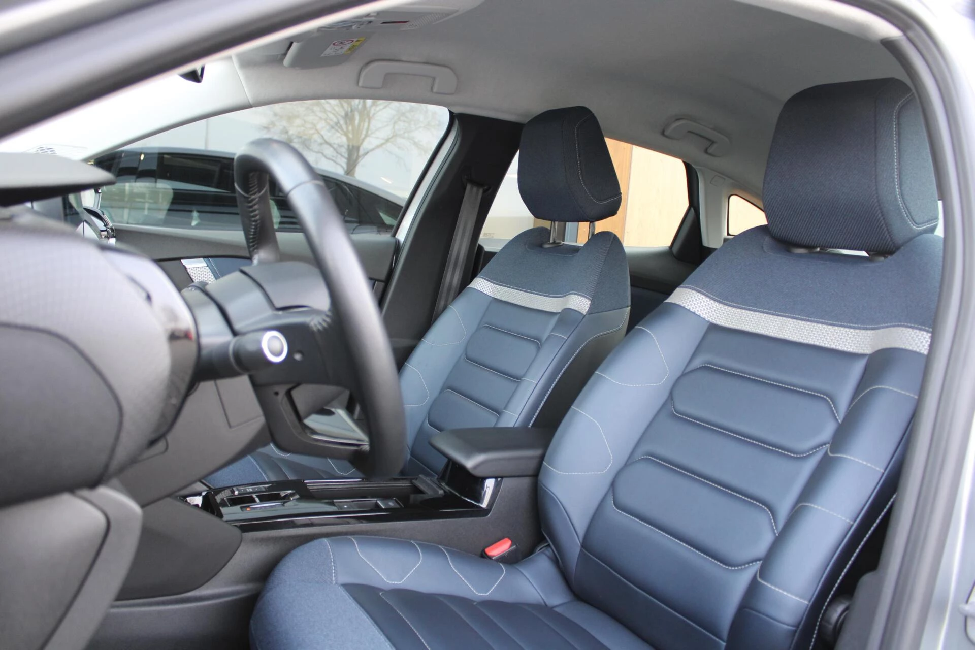 Hoofdafbeelding Citroën ë-C4