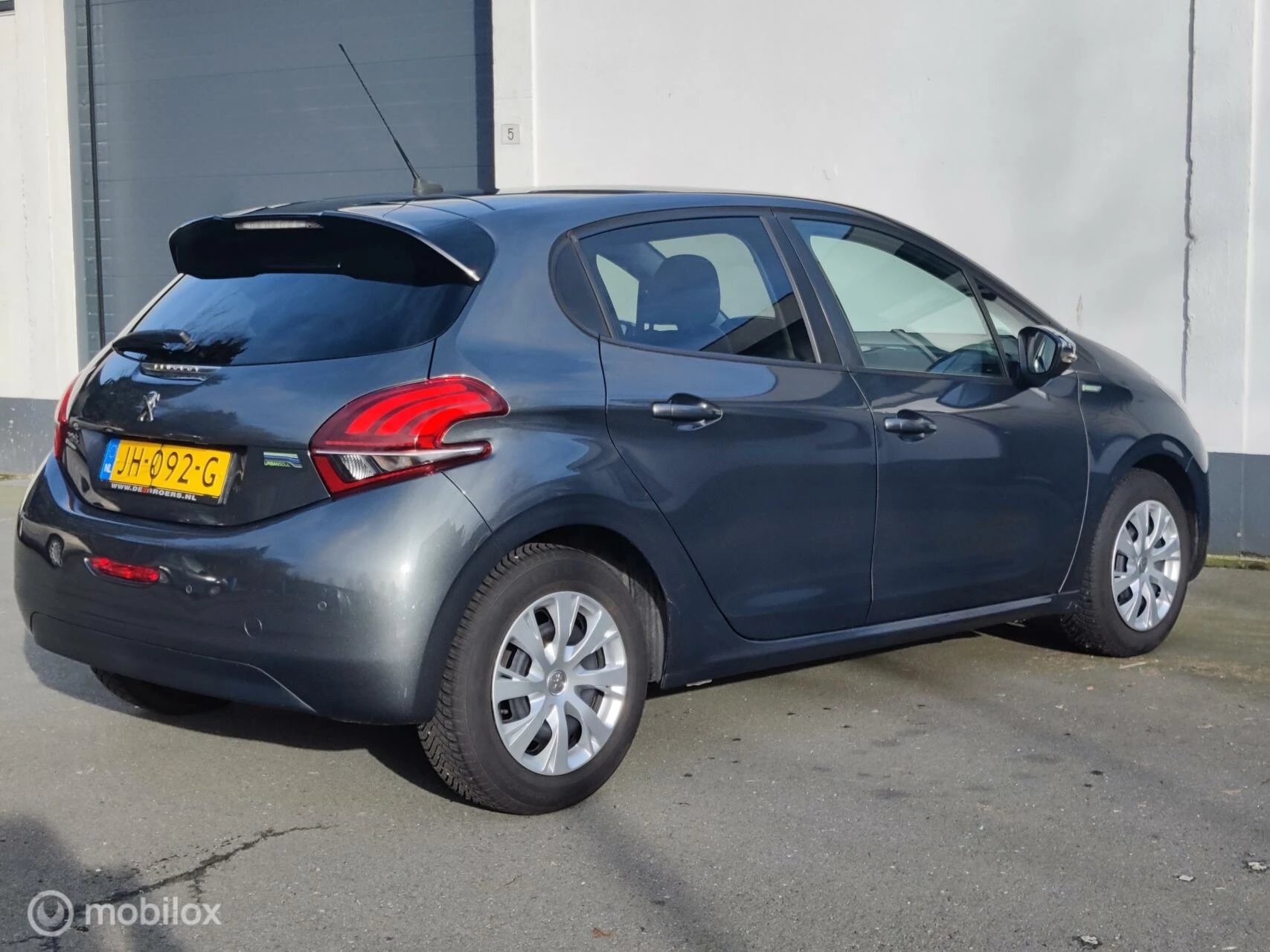 Hoofdafbeelding Peugeot 208