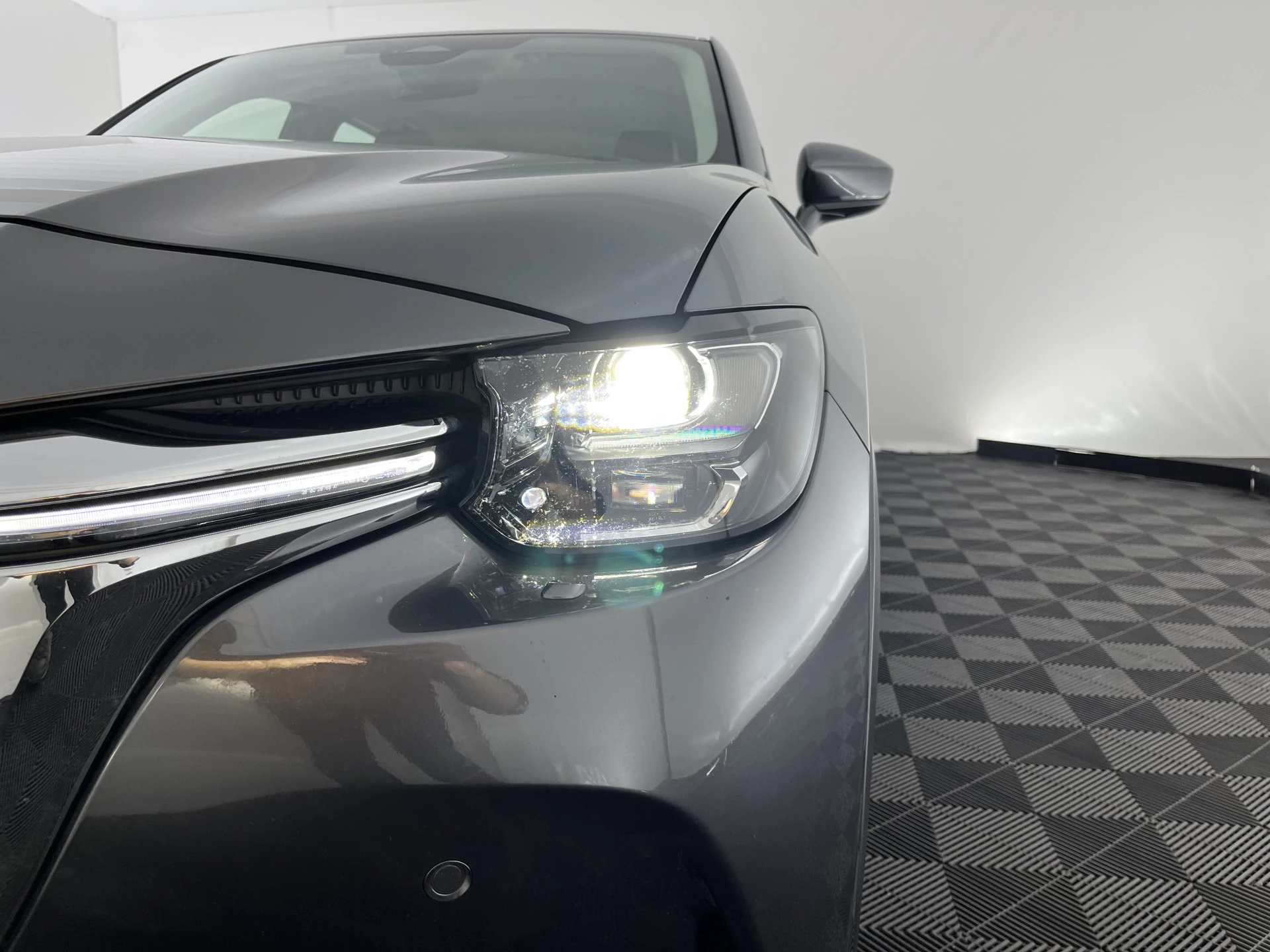 Hoofdafbeelding Mazda CX-60