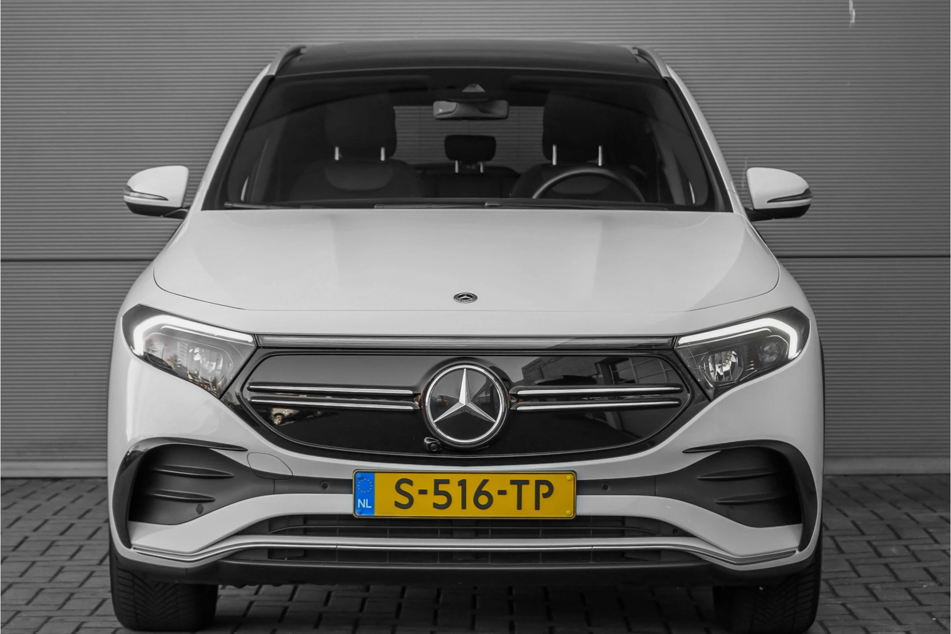Hoofdafbeelding Mercedes-Benz EQA