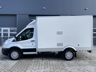 Hoofdafbeelding Ford Transit Ford Transit 2.0 TDCI automaat bakwagen met Carrier koeling / 0 graden celsius / smartbox / cruise control / airco / achteruit rijcamera / navigatie !