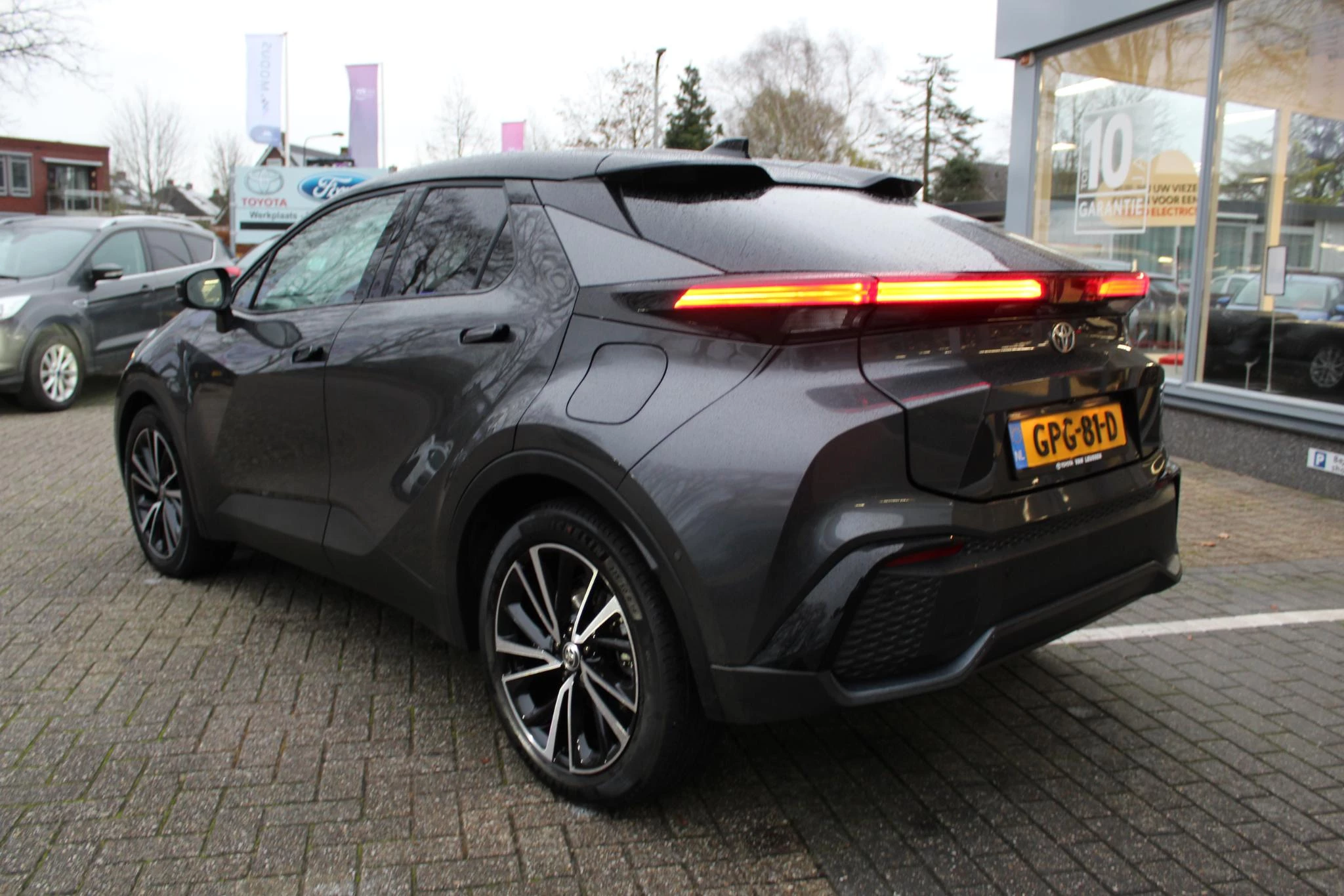 Hoofdafbeelding Toyota C-HR