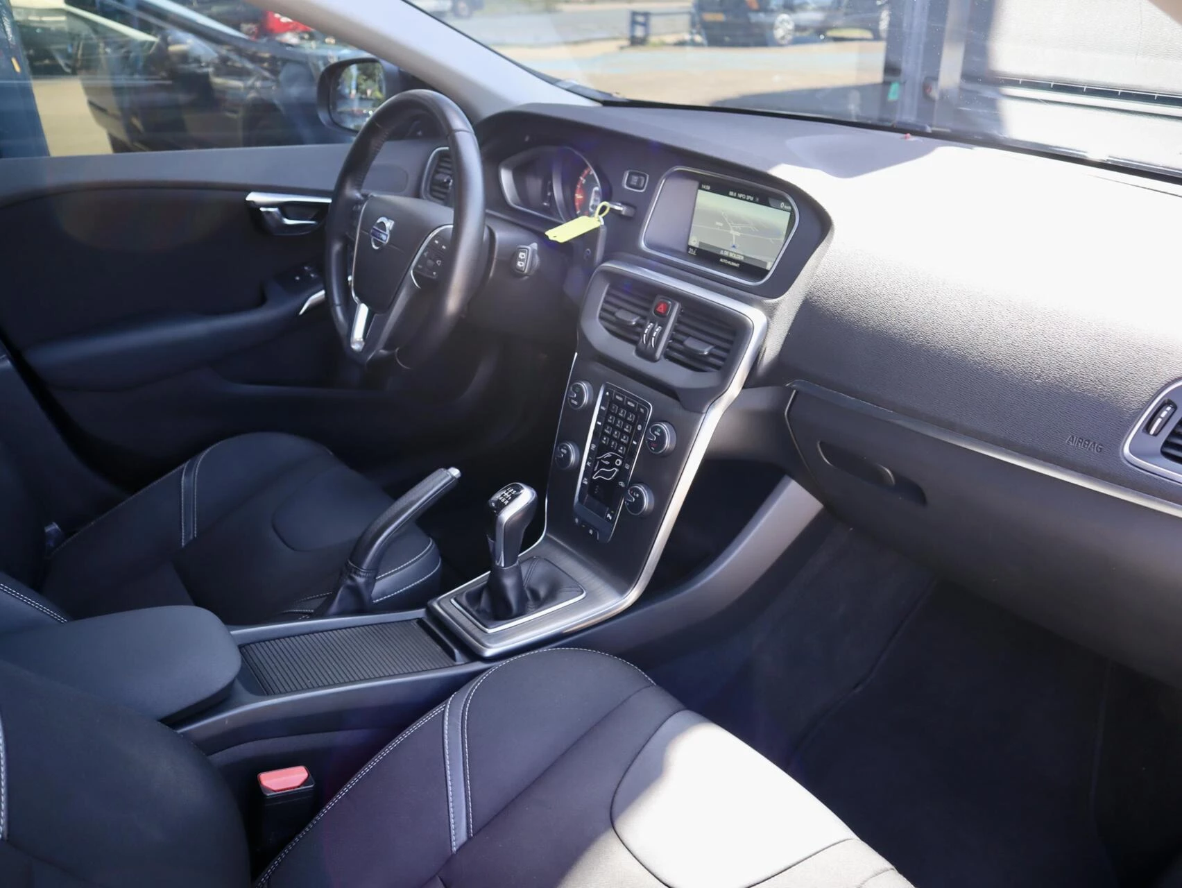 Hoofdafbeelding Volvo V40