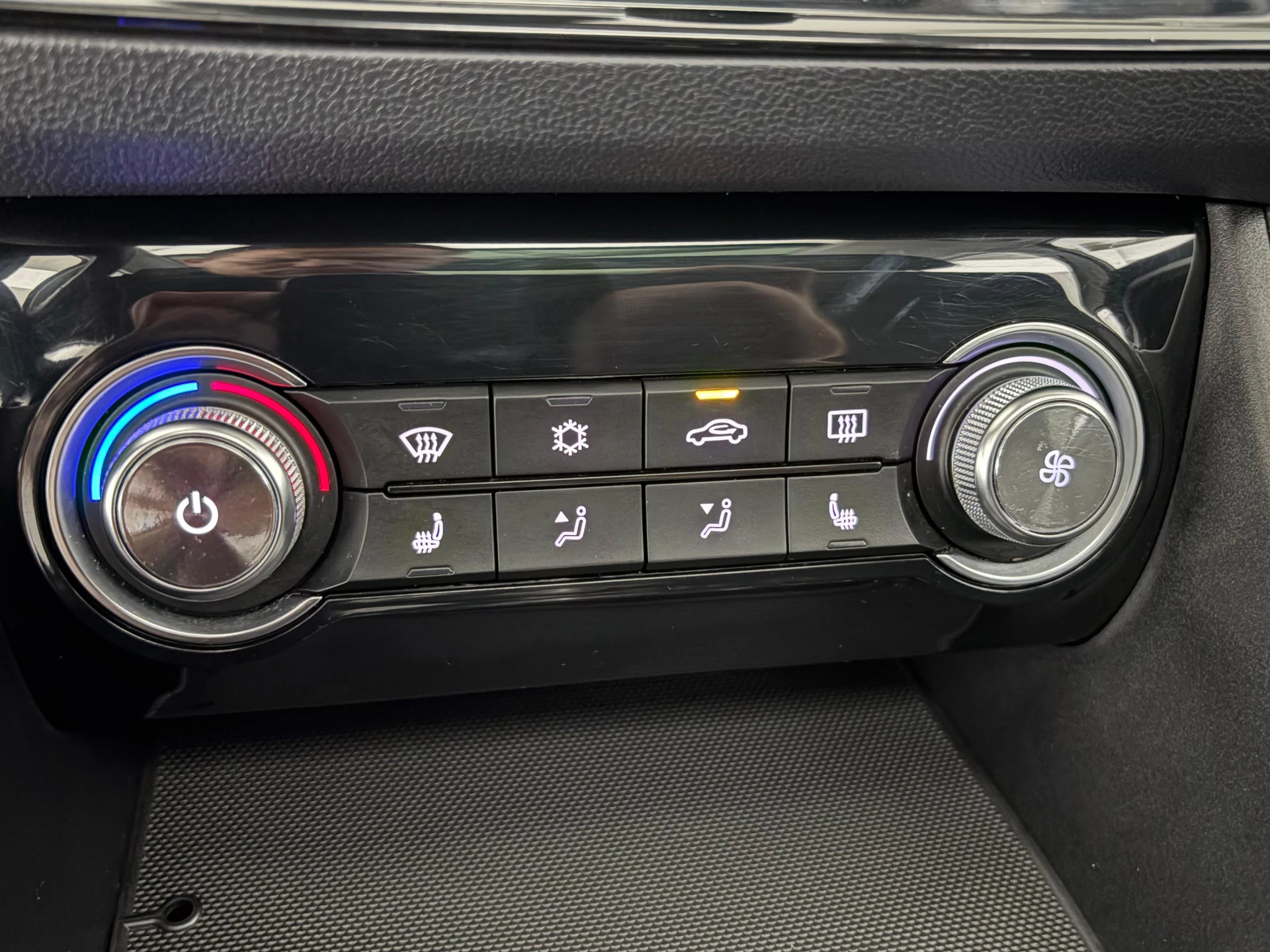 Hoofdafbeelding MG ZS EV