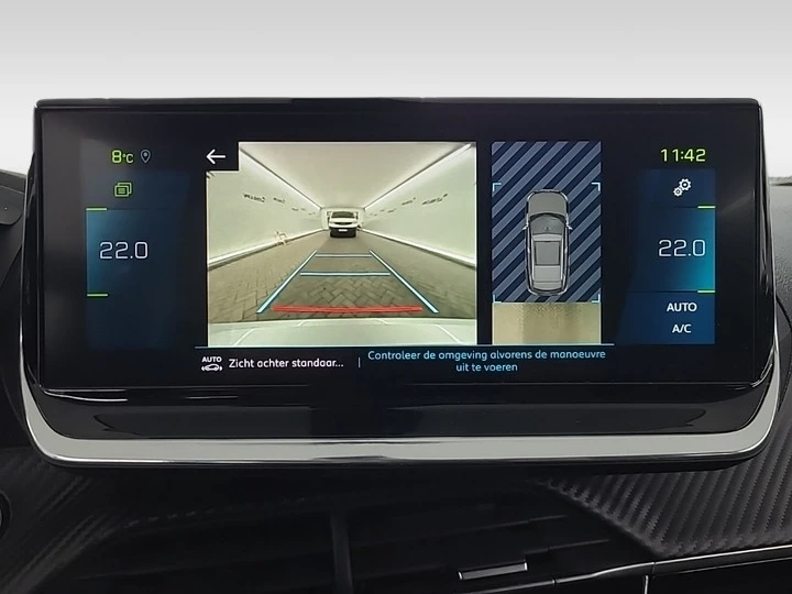 Hoofdafbeelding Peugeot e-2008