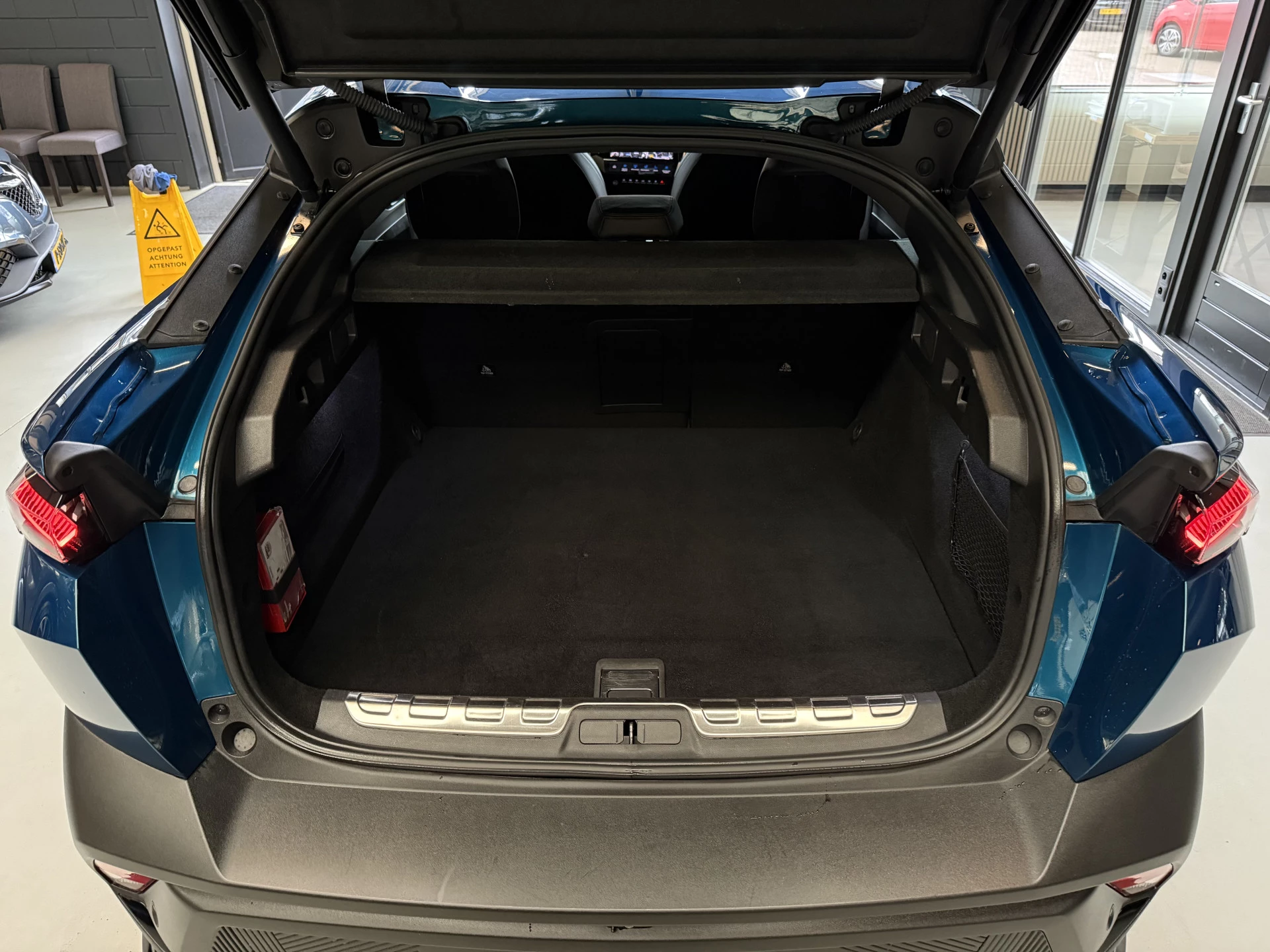 Hoofdafbeelding Peugeot 408