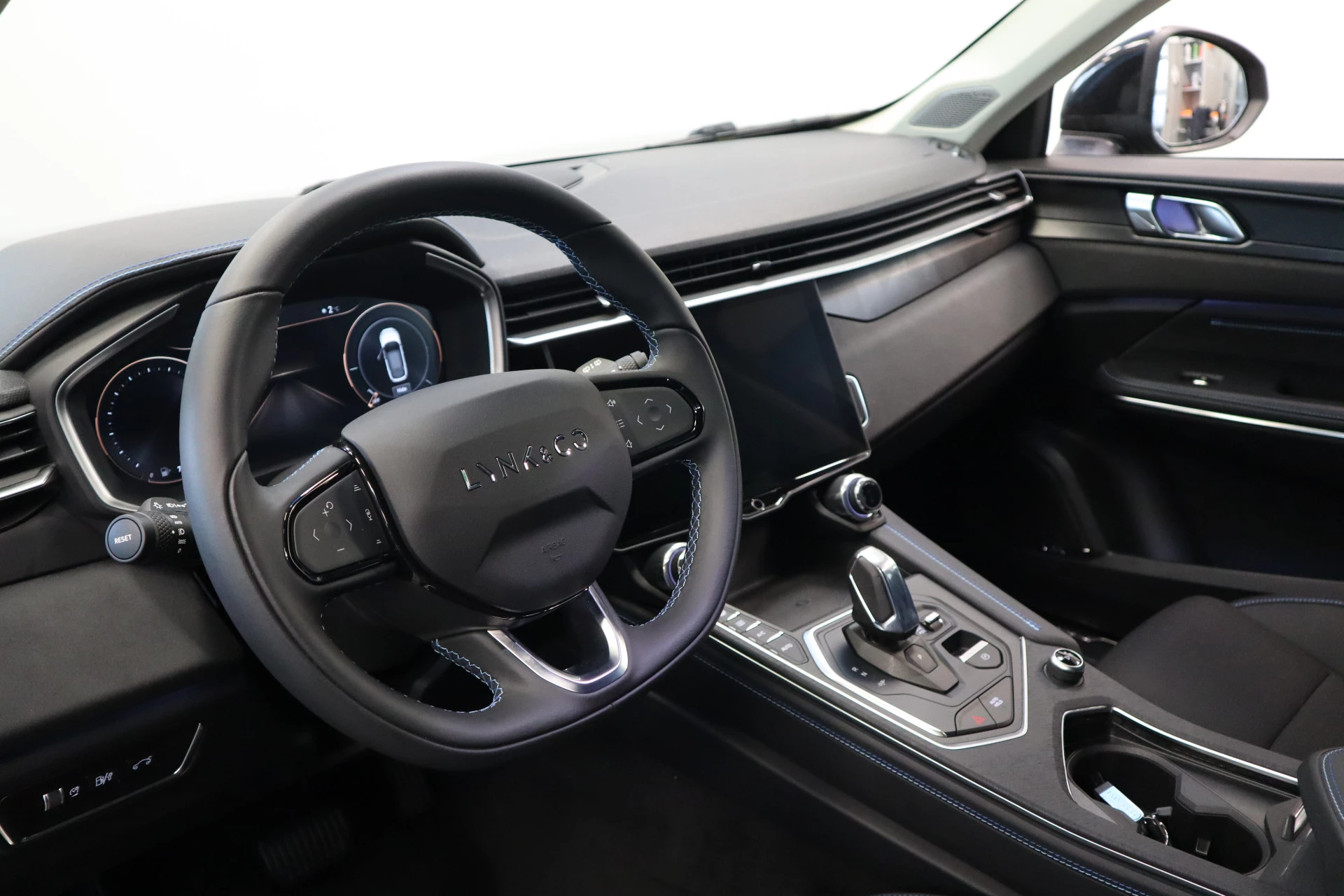 Hoofdafbeelding Lynk & Co 01