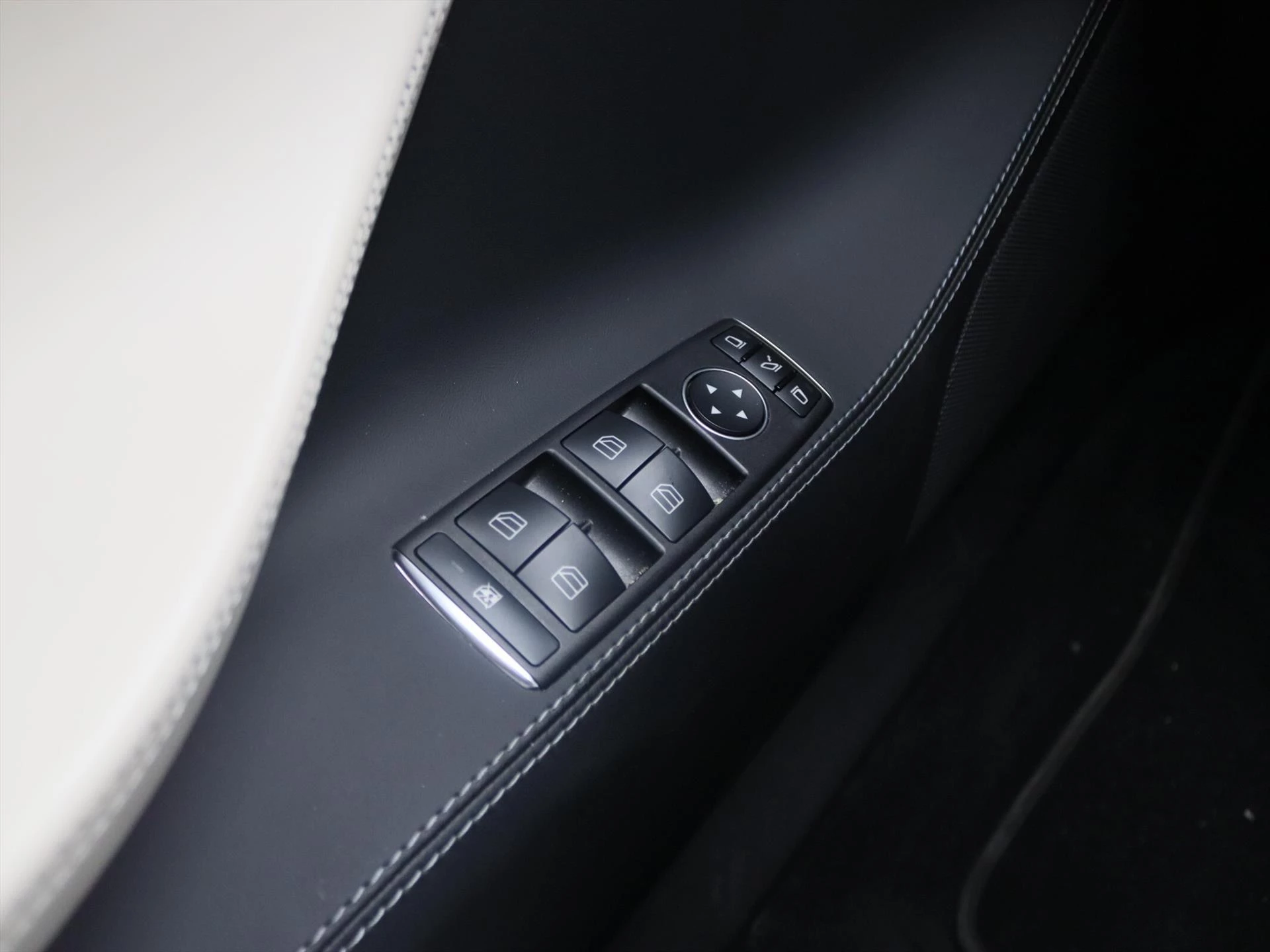 Hoofdafbeelding Tesla Model S