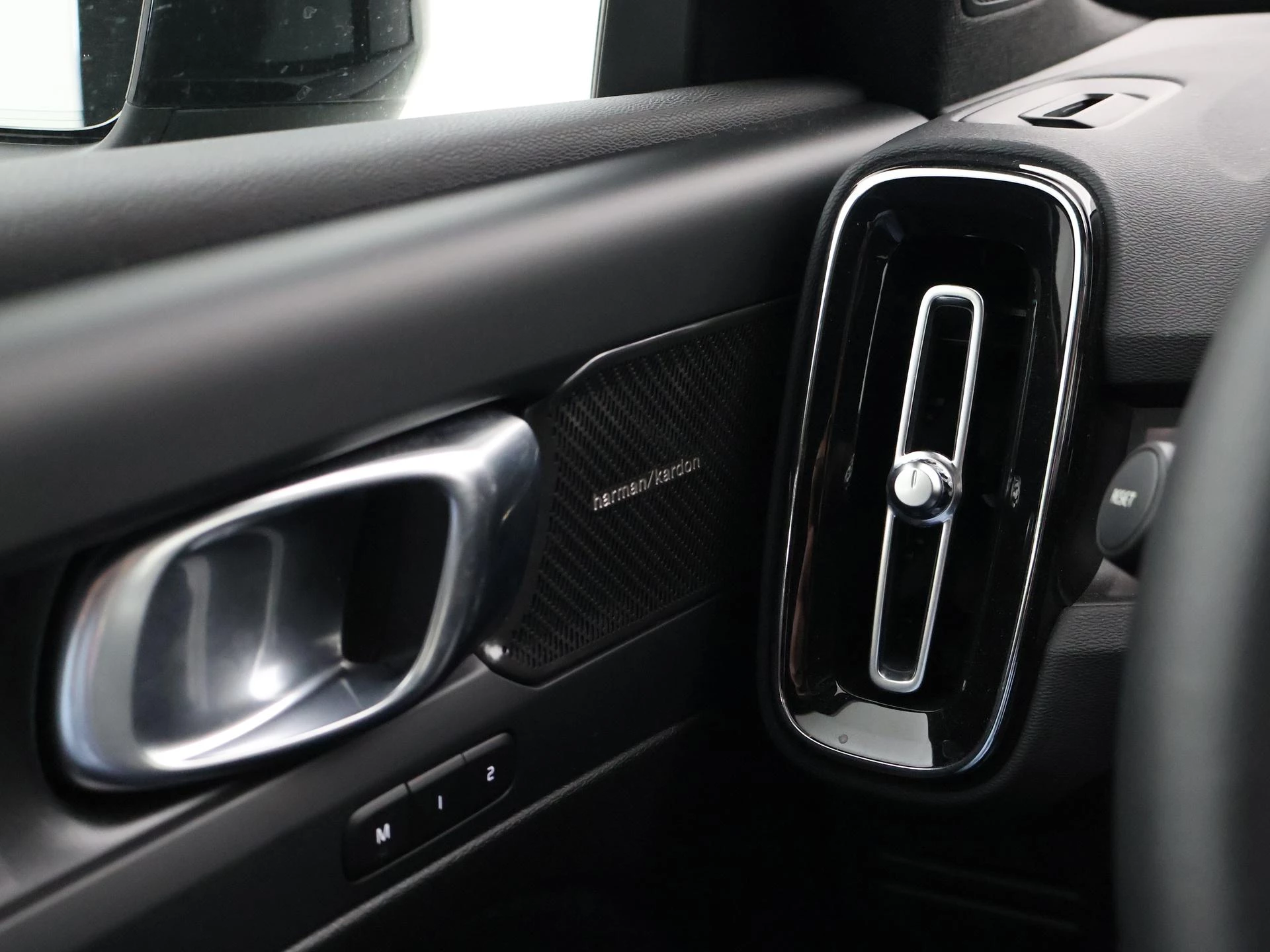 Hoofdafbeelding Volvo C40
