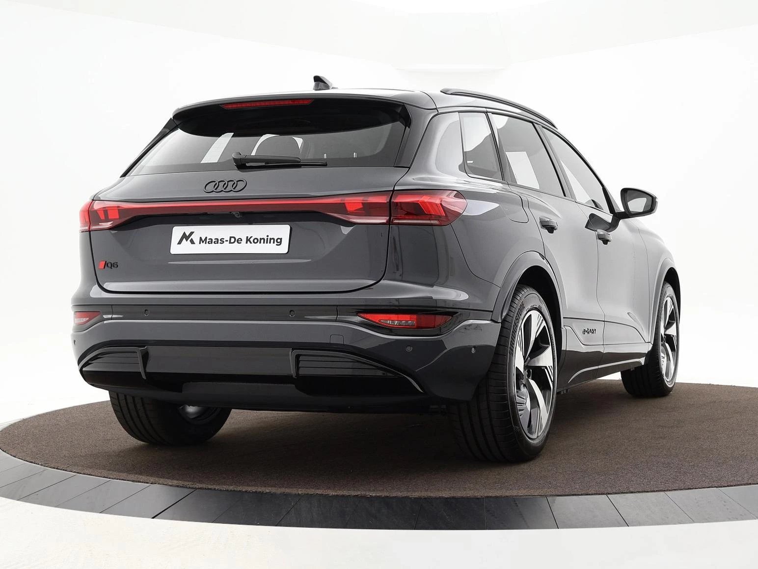 Hoofdafbeelding Audi Q6 e-tron