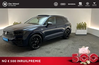 Hoofdafbeelding Volkswagen Touareg Volkswagen Touareg 3.0 TSi 462pk Automaat eHybrid 4MOTION R Edition | R-Line, Panoramadak, Park Assist, 22" LM Velgen |