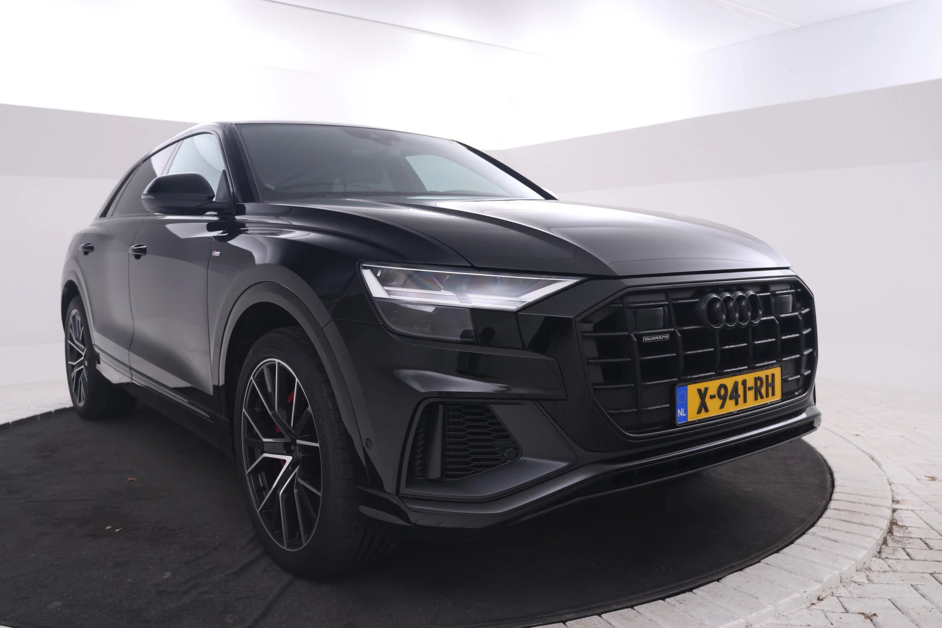 Hoofdafbeelding Audi Q8