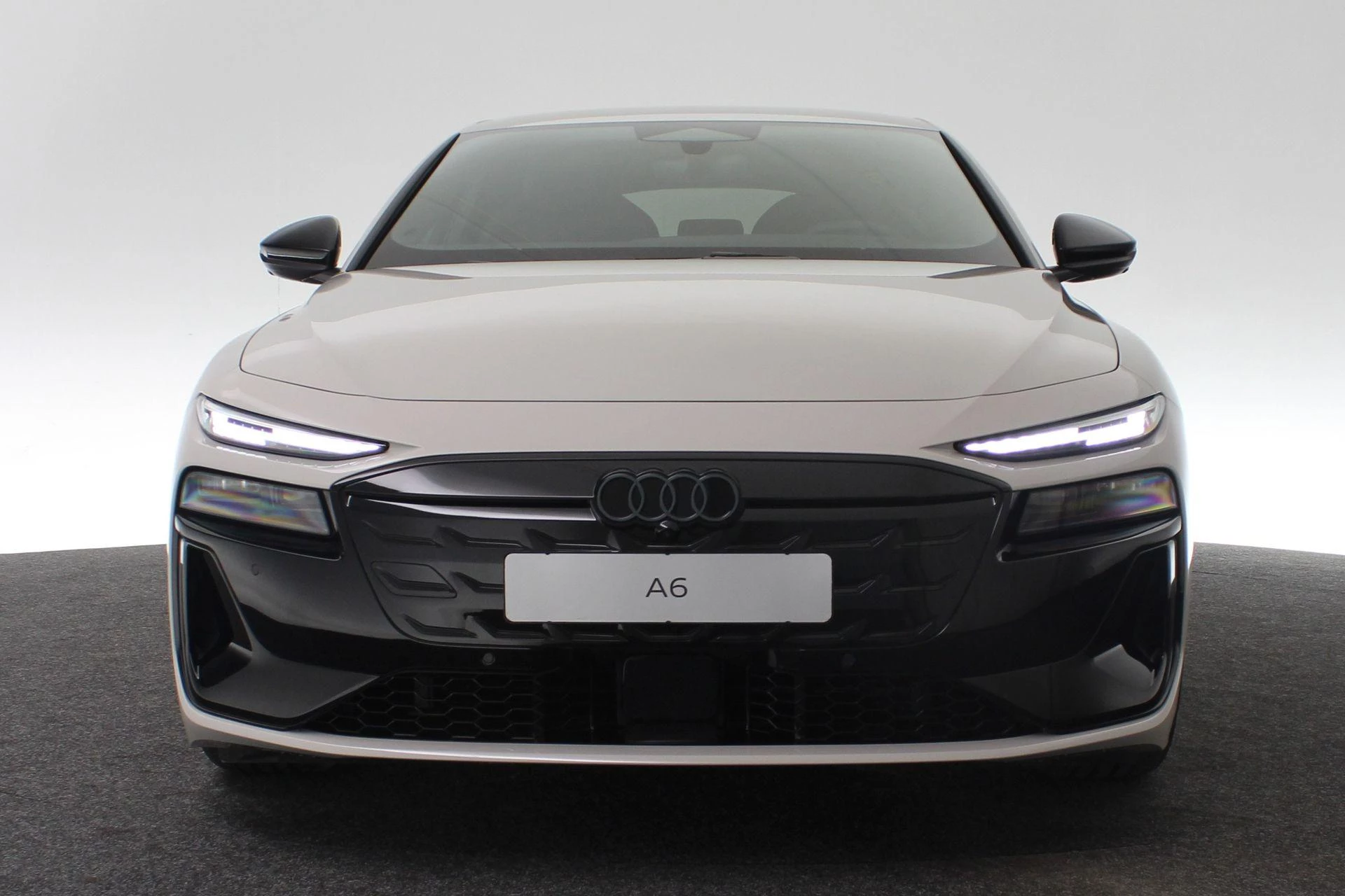 Hoofdafbeelding Audi A6 Avant e-tron