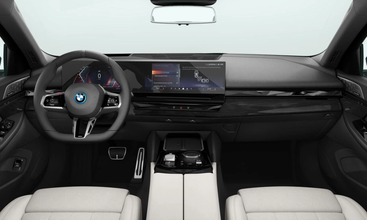 Hoofdafbeelding BMW i5