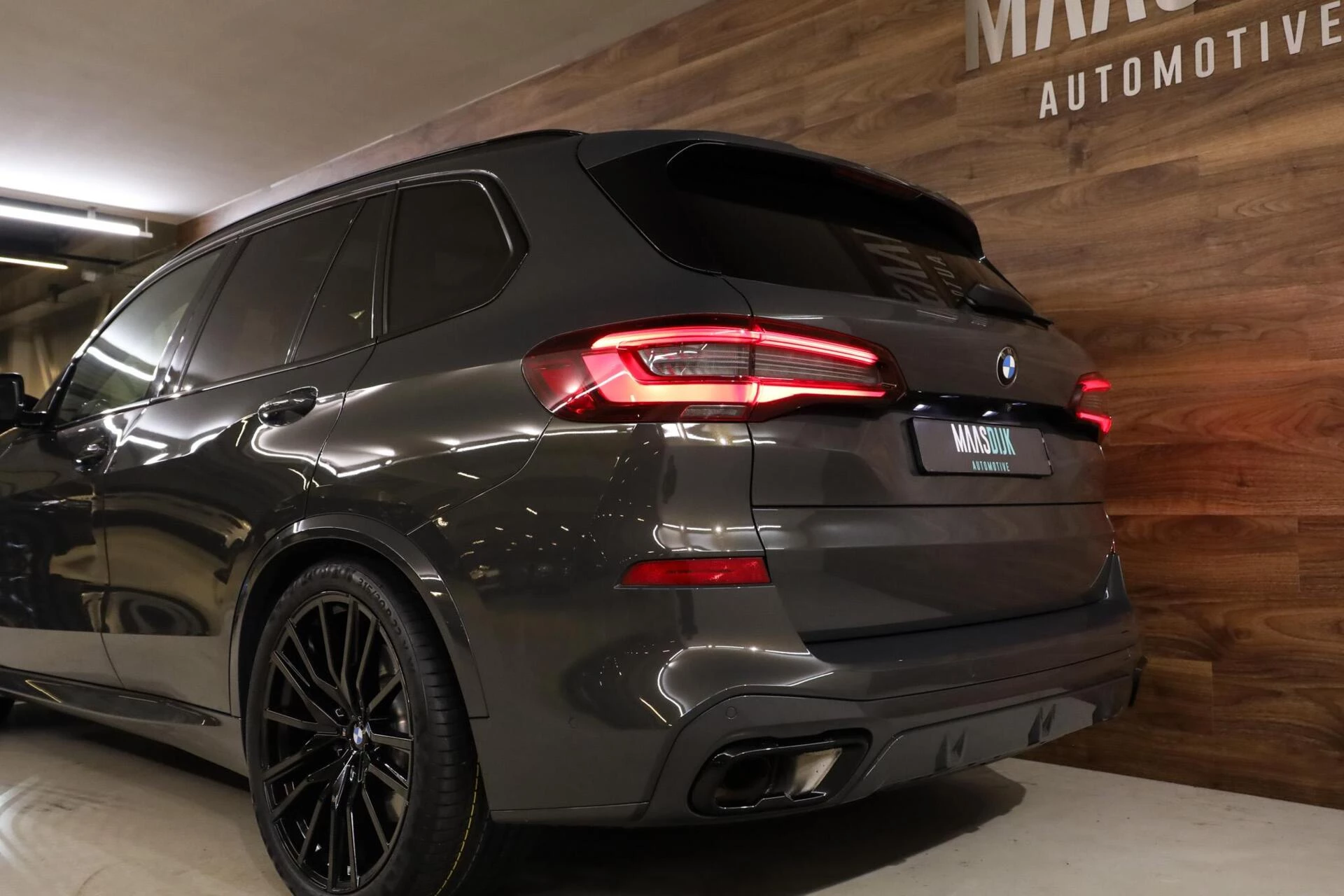 Hoofdafbeelding BMW X5