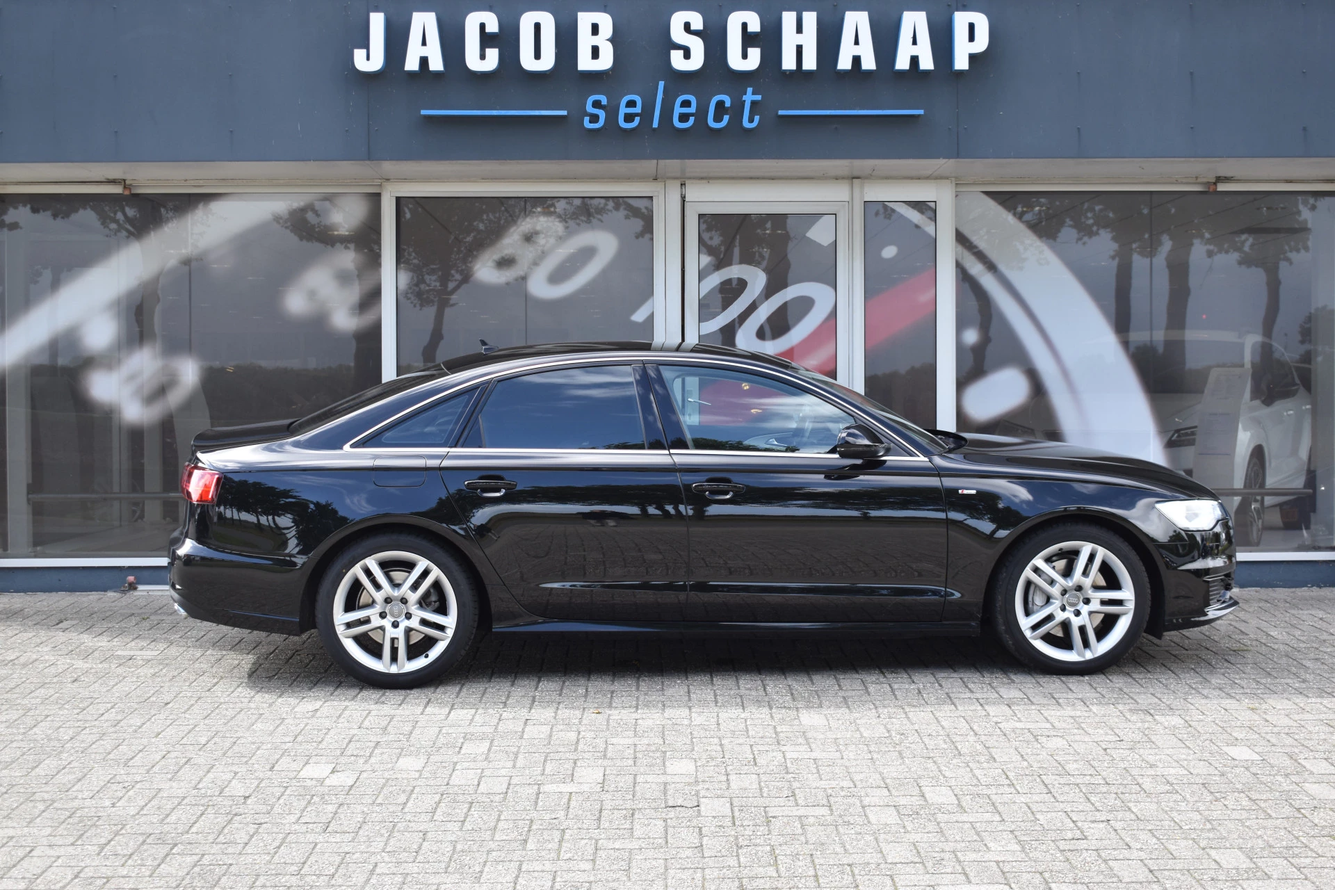 Hoofdafbeelding Audi A6