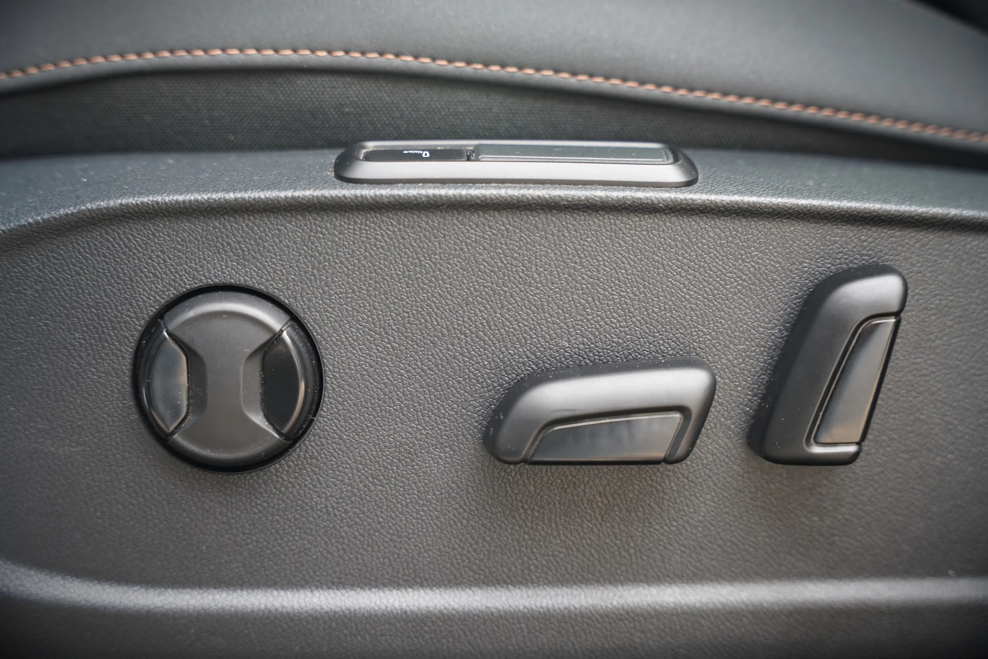 Hoofdafbeelding CUPRA Born