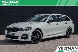 BMW 3-serie Touring 330e M-SPORT PANO HEAD UP TREKHAAK CO PILOT