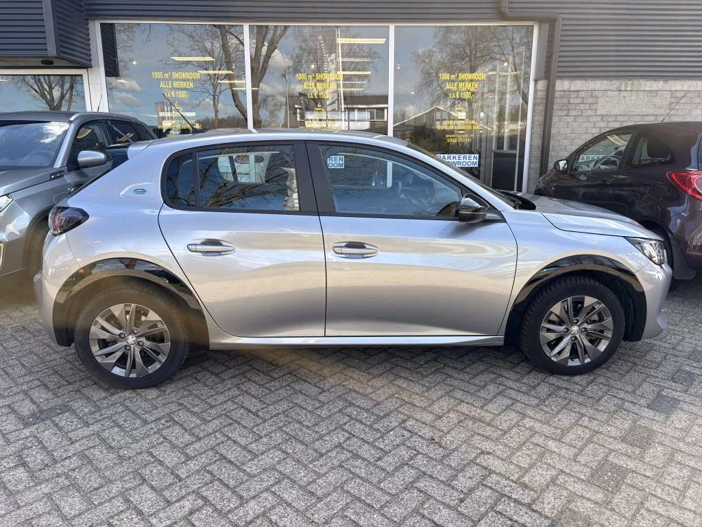 Hoofdafbeelding Peugeot e-208