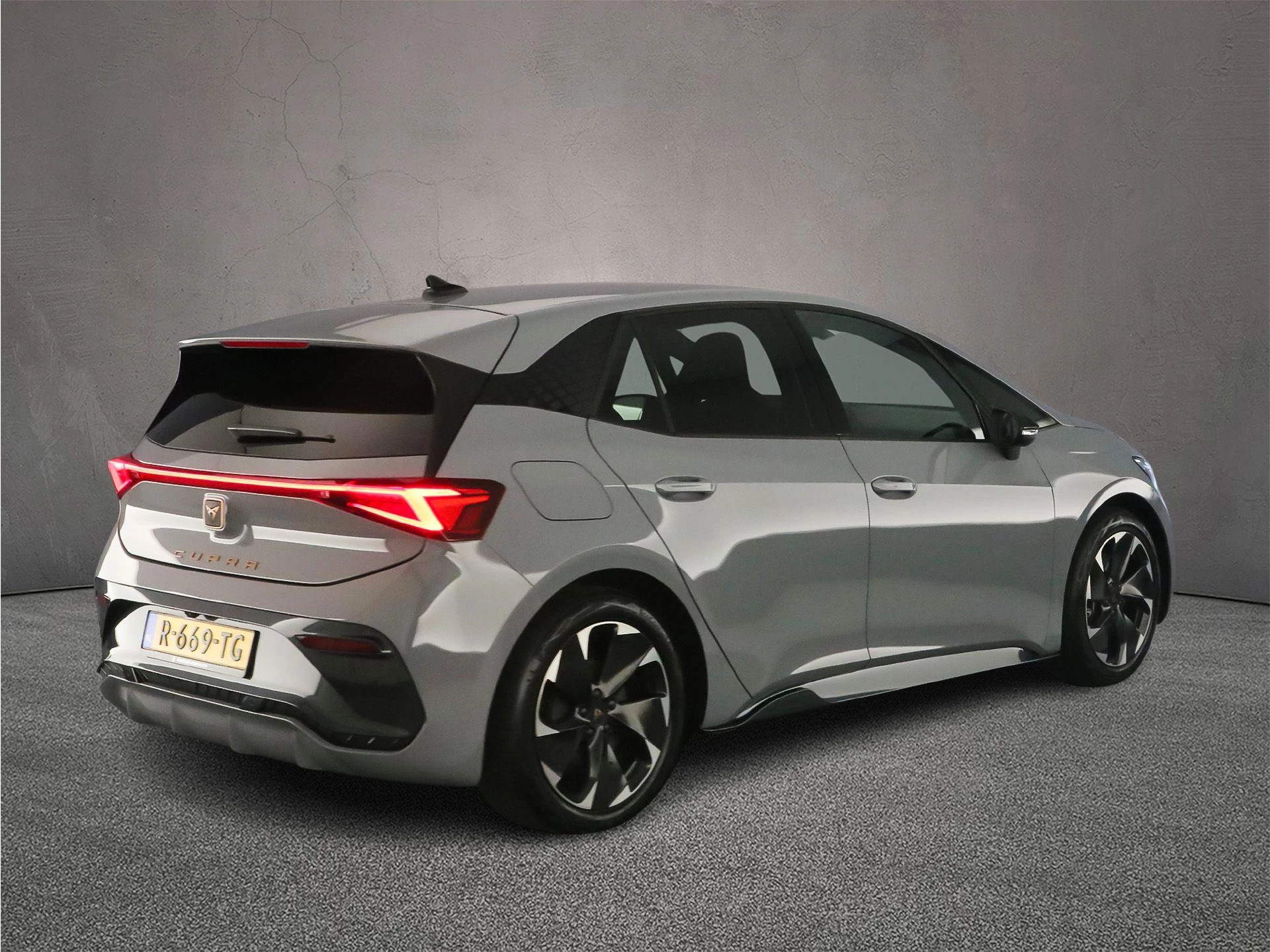 Hoofdafbeelding CUPRA Born