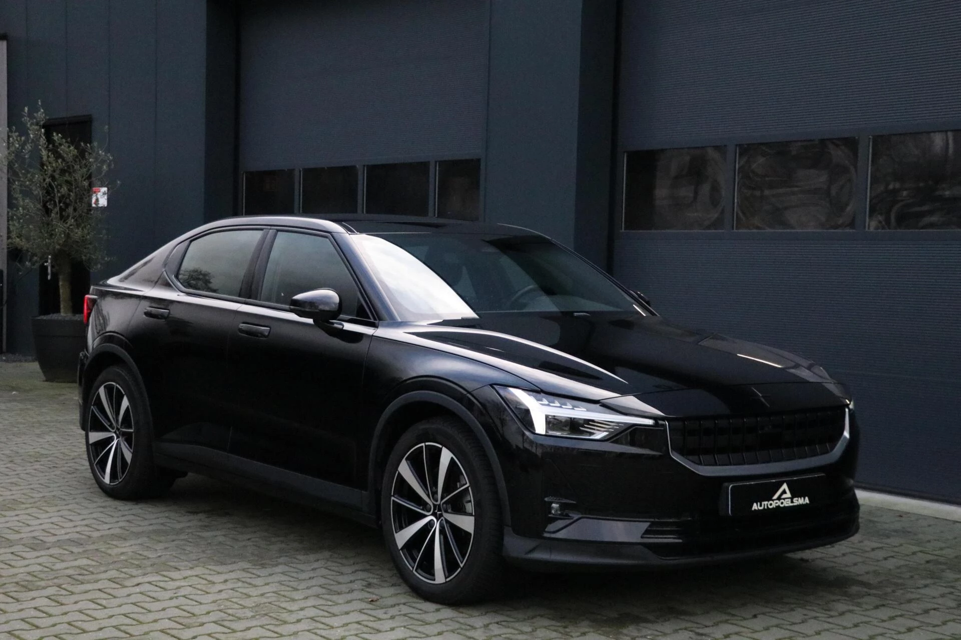 Hoofdafbeelding Polestar 2