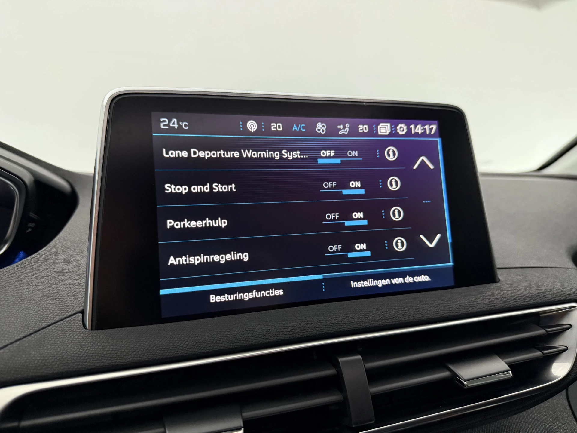 Hoofdafbeelding Peugeot 5008