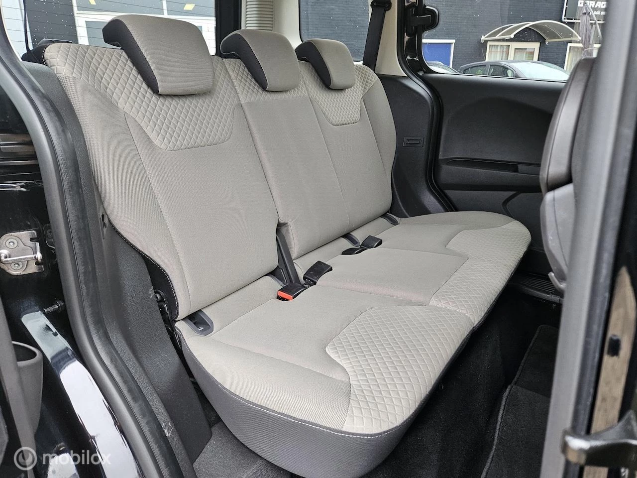 Hoofdafbeelding Ford Transit Courier