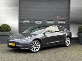 Tesla Model 3 Long Range AWD 75 kWh | Autopilot | Panoramadak | Camera | Lederen Bekleding | 19 Inch Lichtmetalen Velgen |