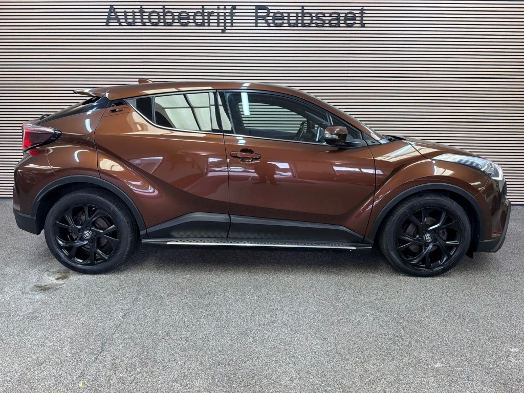 Hoofdafbeelding Toyota C-HR