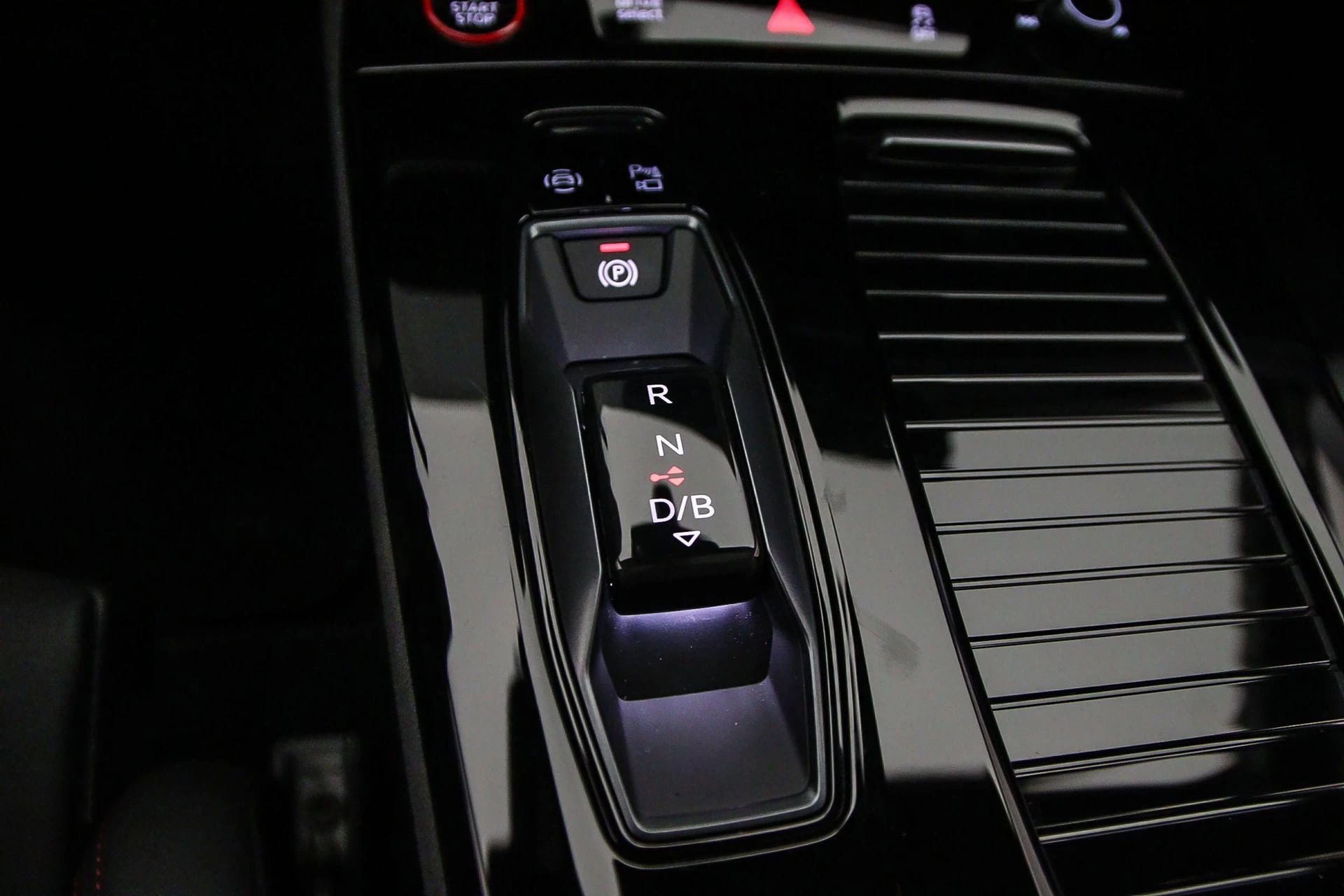 Hoofdafbeelding Audi A6 Avant e-tron