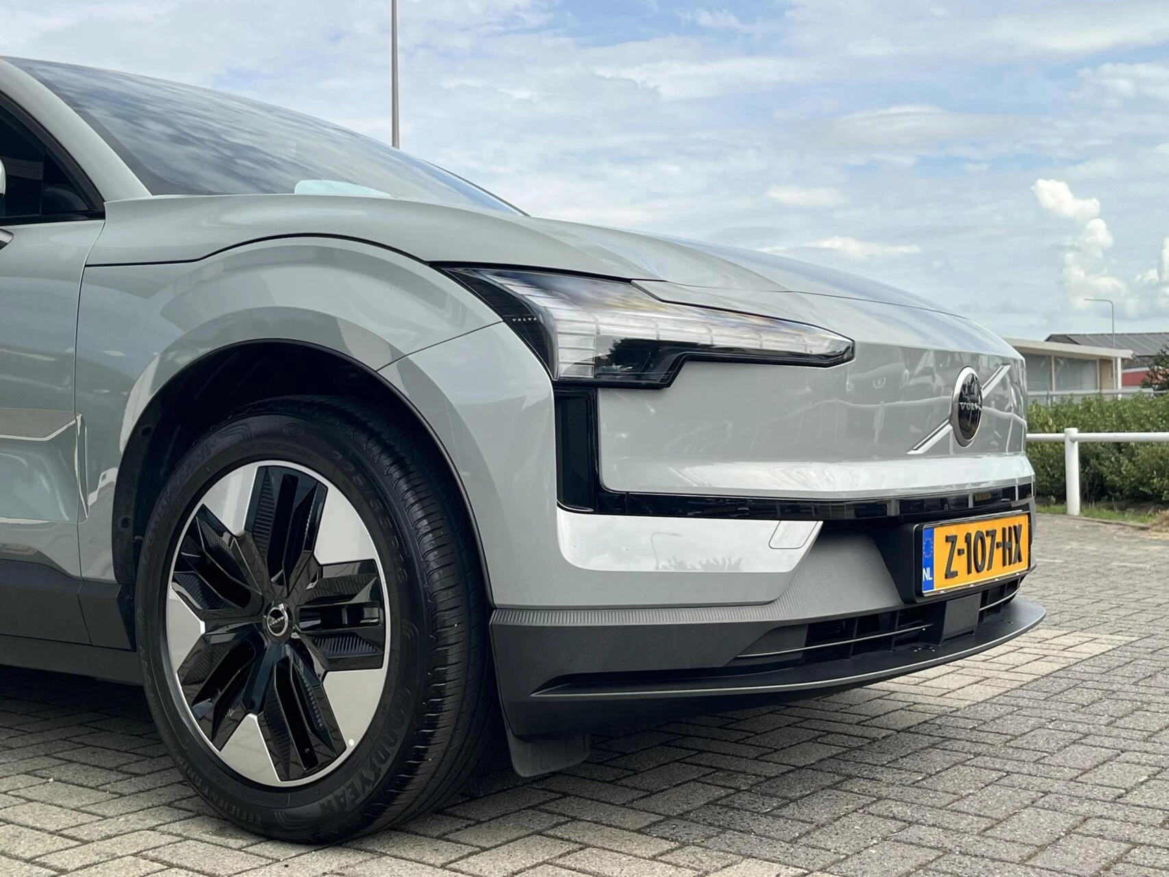 Hoofdafbeelding Volvo EX30