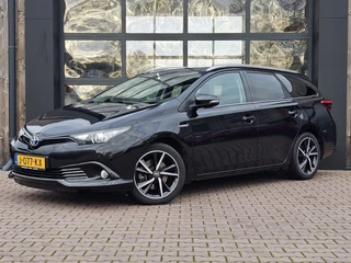 Toyota Auris Touring Sports 1.8 Hybrid Dynamic | Automaat | Navi | Cruise | Camera | LMV | Keyless |