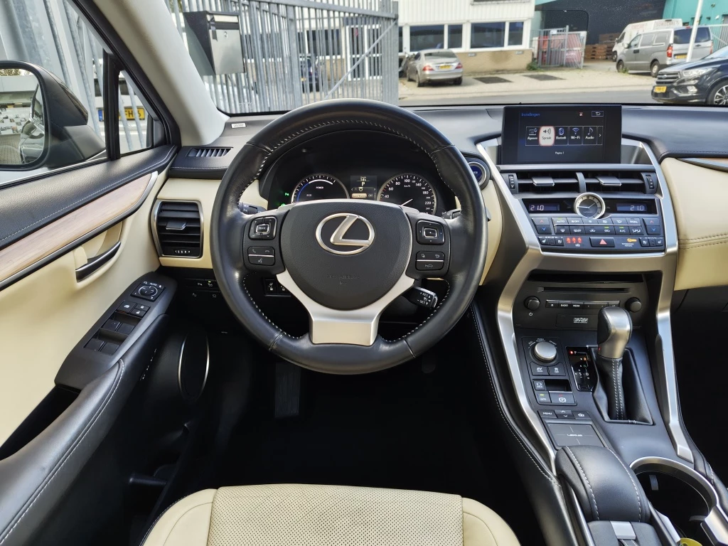 Hoofdafbeelding Lexus NX