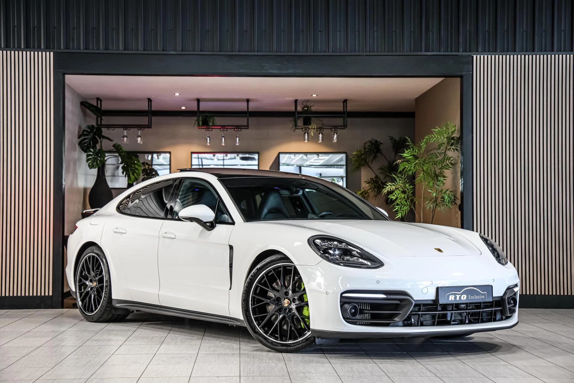 Hoofdafbeelding Porsche Panamera