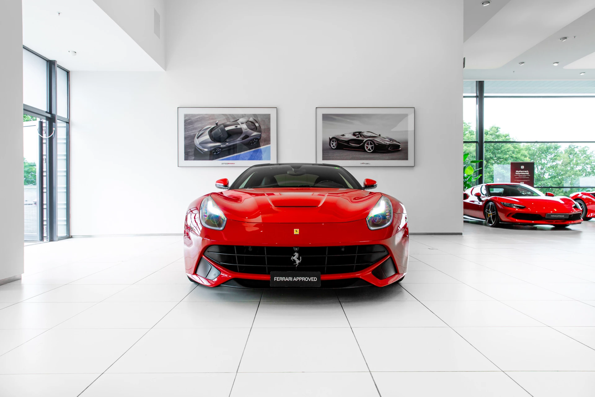 Hoofdafbeelding Ferrari F12