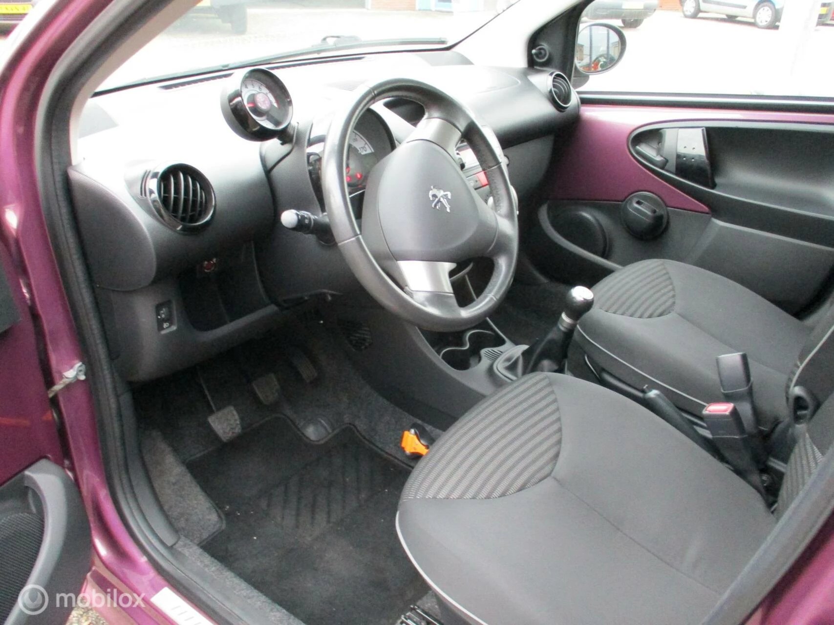 Hoofdafbeelding Peugeot 107