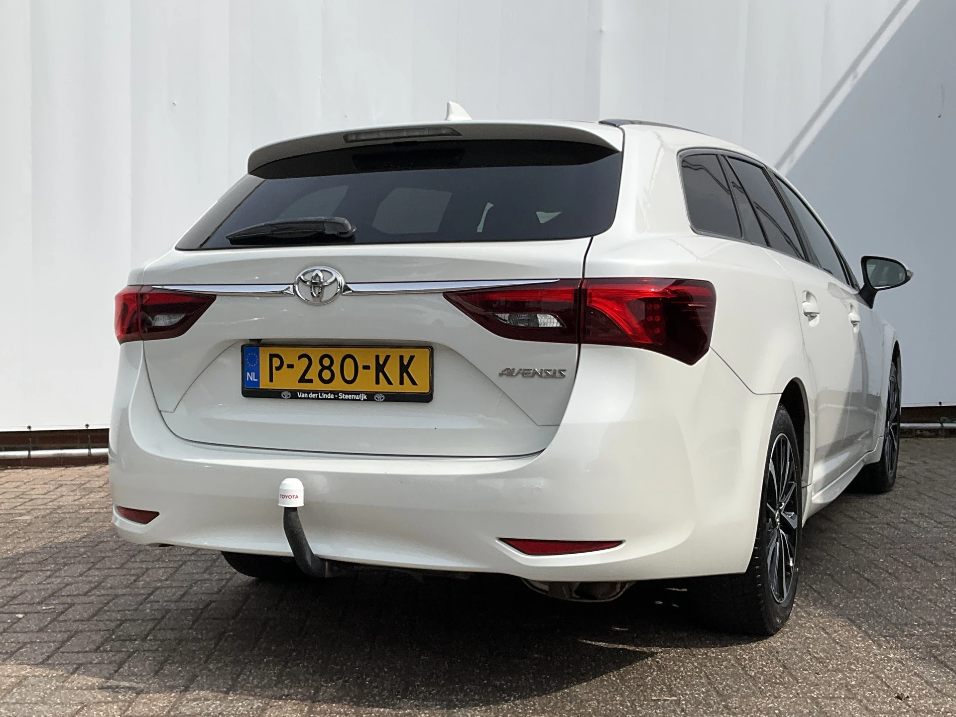 Hoofdafbeelding Toyota Avensis