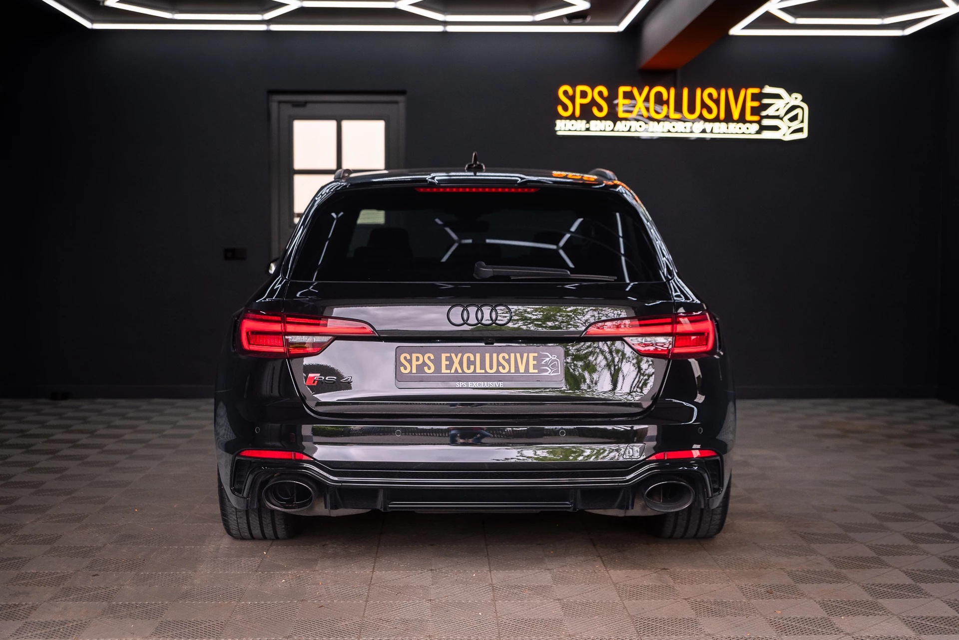 Hoofdafbeelding Audi RS4