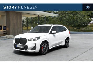 BMW X1 xDrive25e High Executive M Sporrt Automaat / Panoramadak / Sportstoelen / Stoelverwarming / Head-Up / Parking Assistant Plus / Harman Kardon / Live Cockpit Professional
