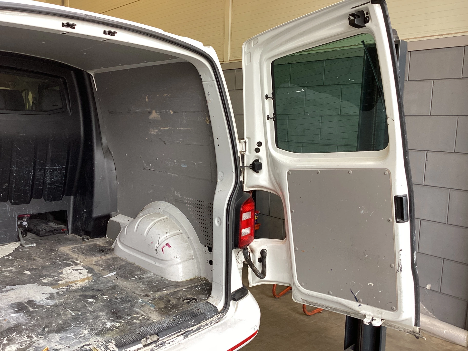 Hoofdafbeelding Volkswagen Transporter