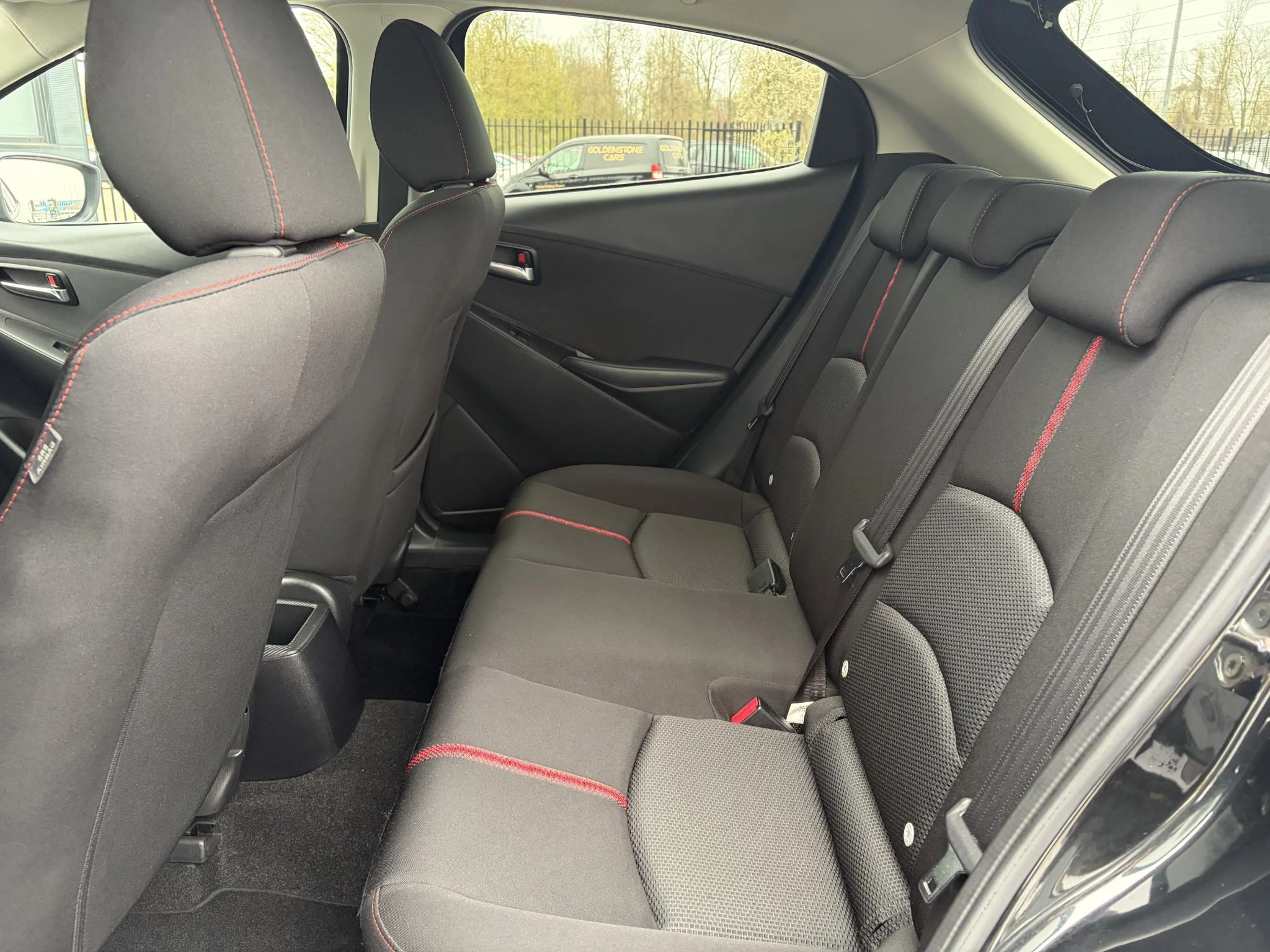 Hoofdafbeelding Mazda 2