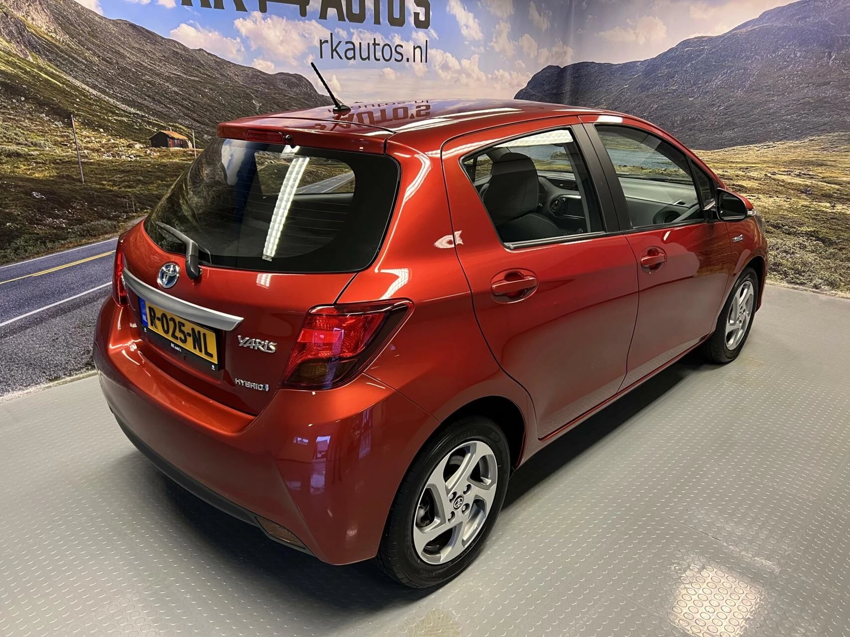 Hoofdafbeelding Toyota Yaris