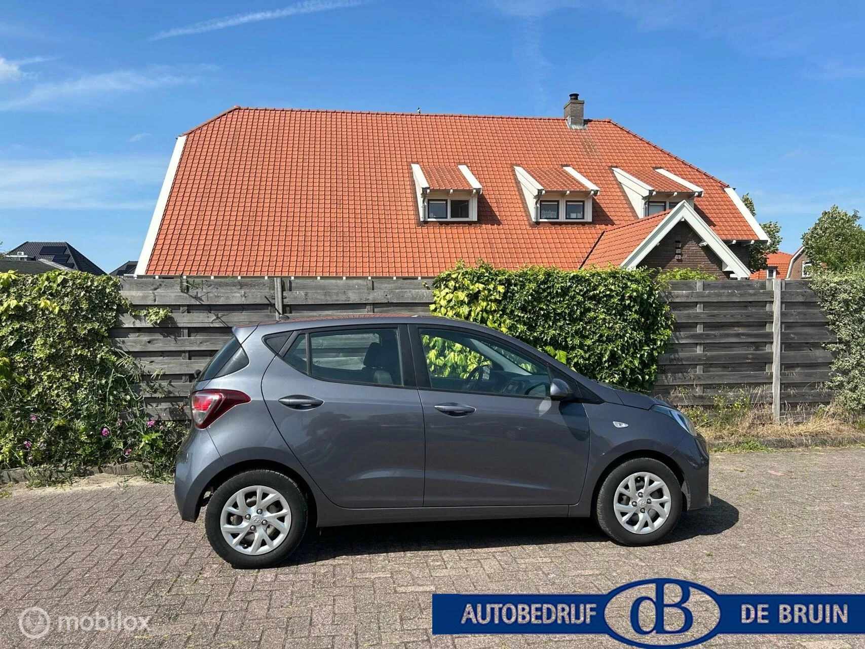 Hoofdafbeelding Hyundai i10