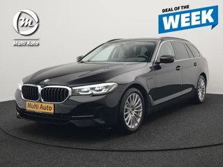 BMW 5 Serie Touring 530e High Executive Plug In Hybrid 292pk Dealer O.H PHEV | Trekhaak Af Fabriek | Head Up | Lederen Sportstoelen Memory & Verwarmd | Apple Carplay | Stuur Verwarmd | Sfeerverlichting | Cruise Control | Camera | Navigatie | Blis | DAB |