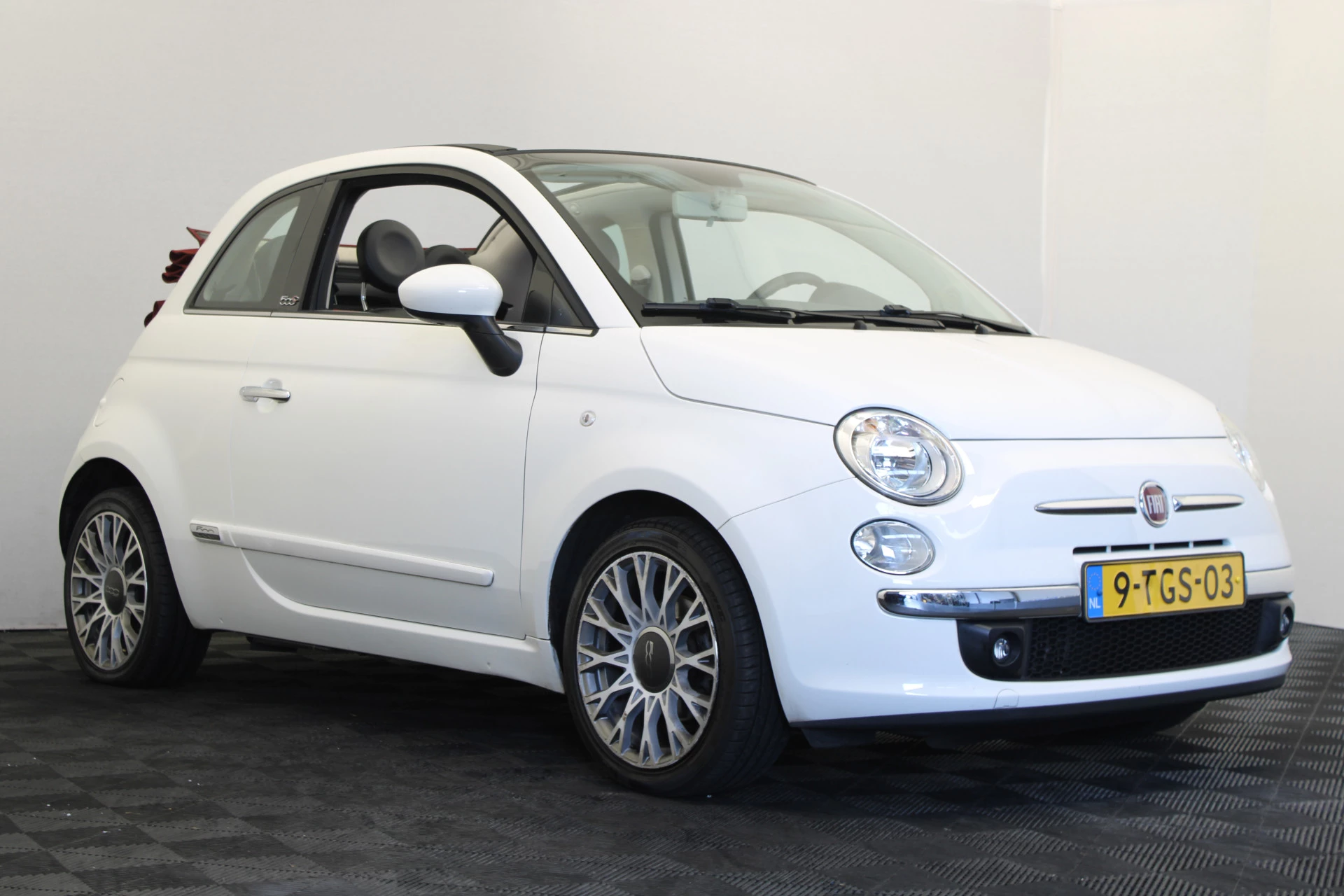 Hoofdafbeelding Fiat 500C
