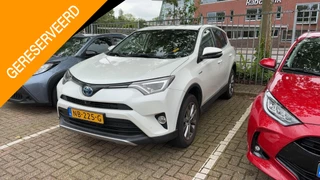 Toyota RAV4 2.5 Hybrid AWD Executive 4-wheel-drive | Trekhaak 1.650 kg. Trekgewicht | Bearlock & Alarmsysteem |