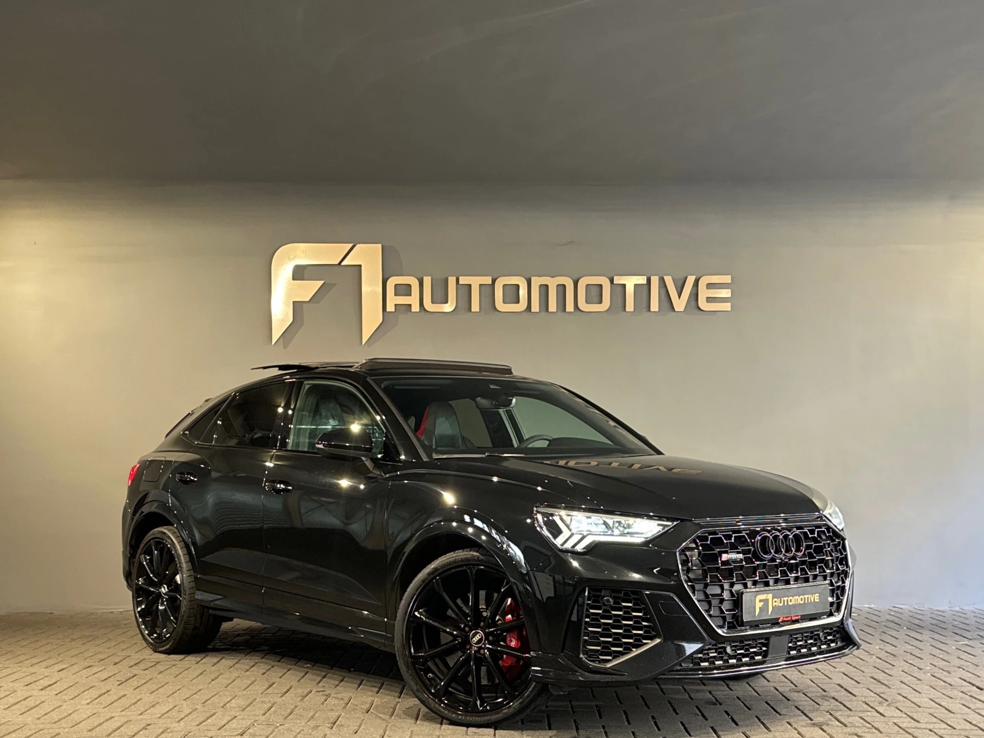 Hoofdafbeelding Audi RSQ3