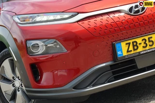 Hyundai Kona EV Premium 64 kWh Warmtepomp | Pulse Red | Leder/Stoelverwarming-koeling/LED/Carplay/Complete auto!