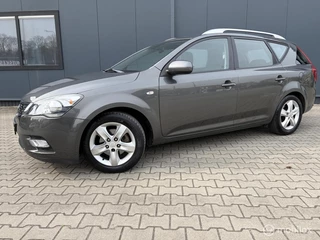 Kia cee'd Sporty Wagon 1.4 CVVT Seven Airco Cruise Camera Trekhaak