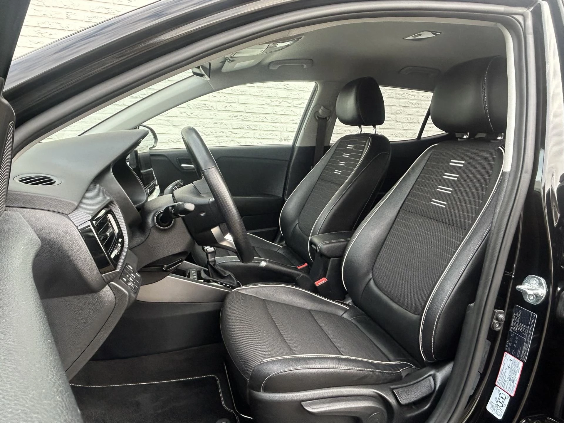 Hoofdafbeelding Kia Stonic